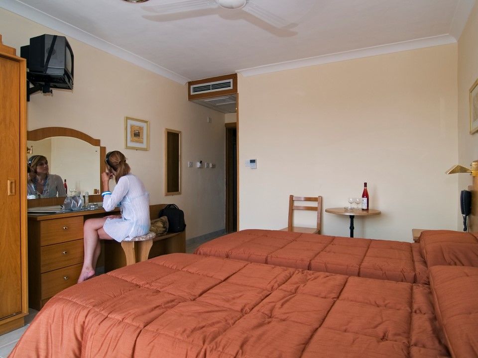 Coral Hotel St. Paul's Bay Pokoj fotografie